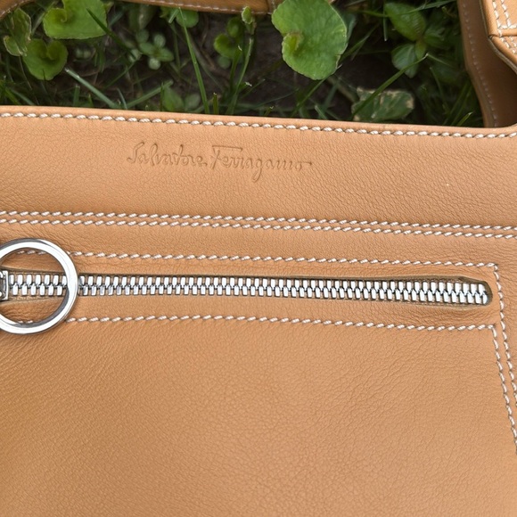 NWOT Salvatore Ferragamo Tan Pebbled Leather Shoulder Bag with Silver Hardware - Picture 14 of 16